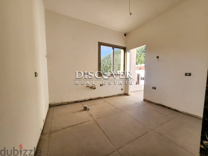 Modern Apartment with Garden for sale in Baabdat 5