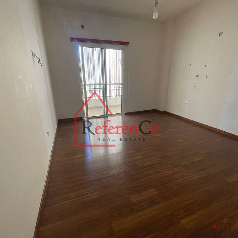 Apartment for sale in Jdeideh شقة للبيع في الجديدة 4