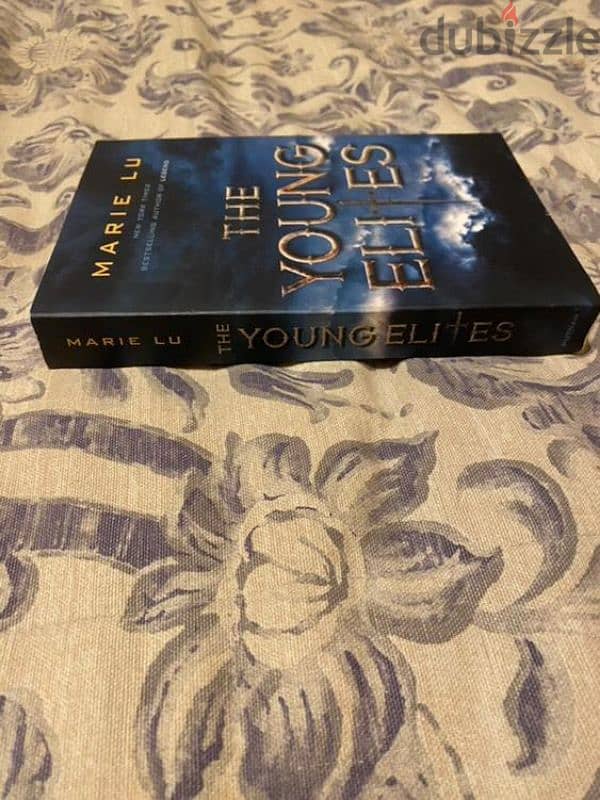 Young Elites Book 1 - Marie Liu, excellent condition 2