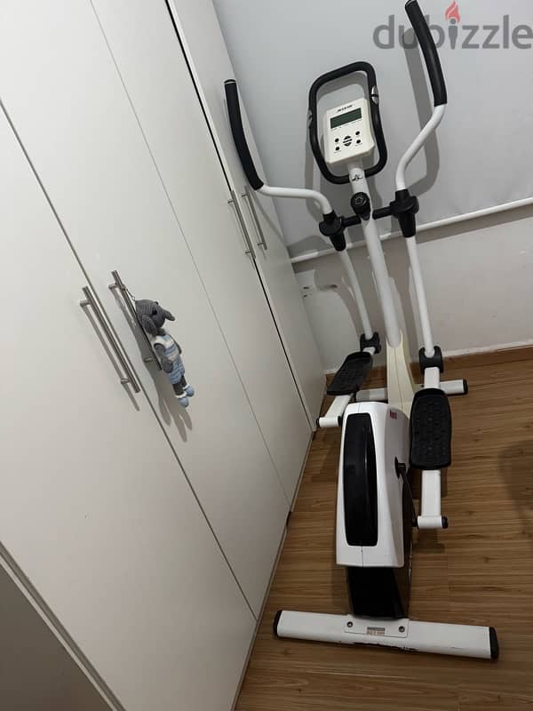 elliptical machine 0