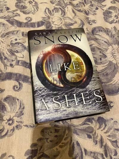 Snow Like Ashes - Sara Raasch, hardcover fantasy