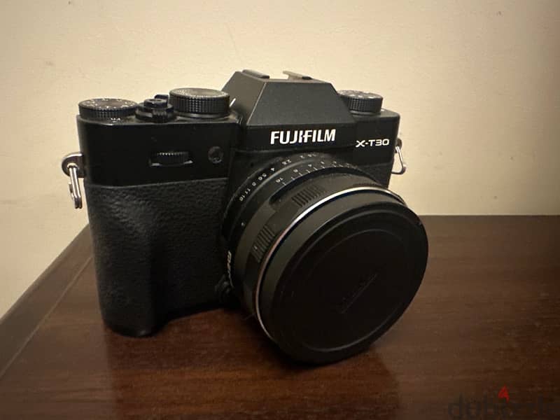 XT-30 fujifilm (black) (with meike manual focus lens) 0