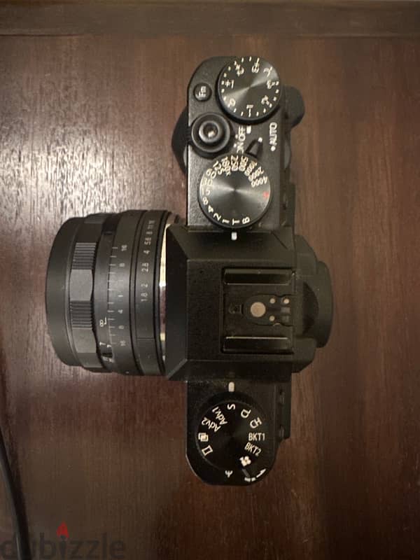 XT-30 fujifilm (black) (with meike manual focus lens) 1