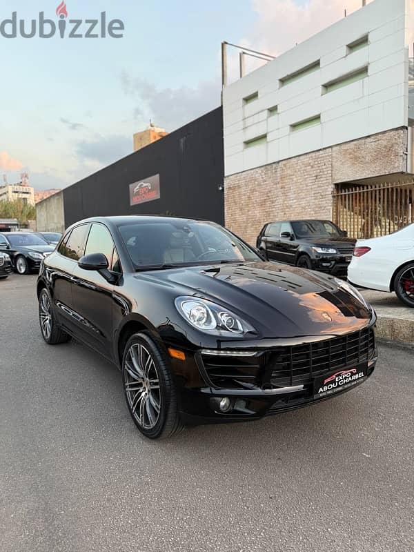 Porsche Macan 2017 1