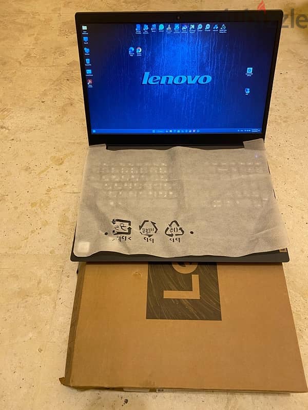 Lenovo ideapad 3 (15.6") 290$ 5