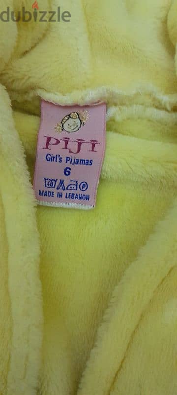 Yellow Pijama robe 6 yrs 1