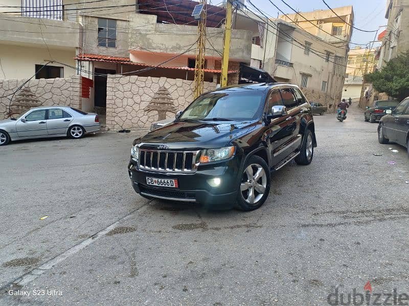 Jeep Cherokee 2011 0