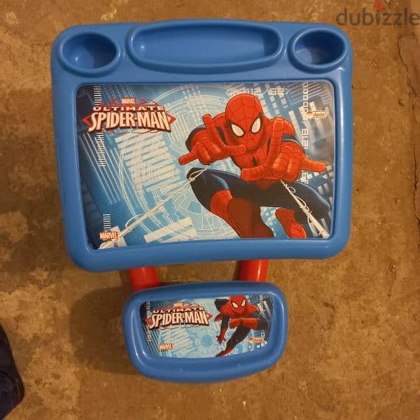 Spiderman table 5