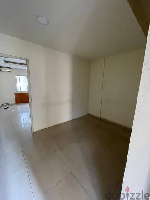 37 Sqm | Decorated Office for rent in Zalka 2