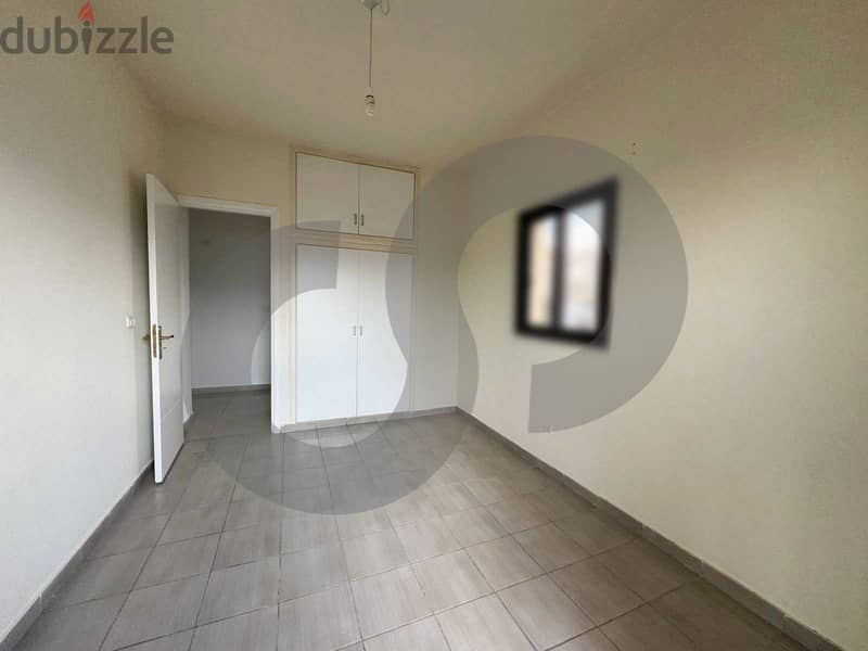 6 MONTHS IN ADVANCE / SPACIOUS INDOOR AREAS IN BALLOUNEH ! REF#RW01392 4