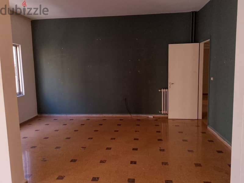 220 Sqm | Apartment for rent in Achrafieh / Sayideh street 3