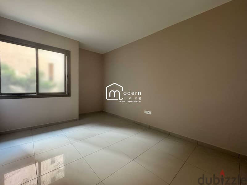 250 Sqm + 50 Sqm Garden - Apartment for Sale in Mtayleb 12