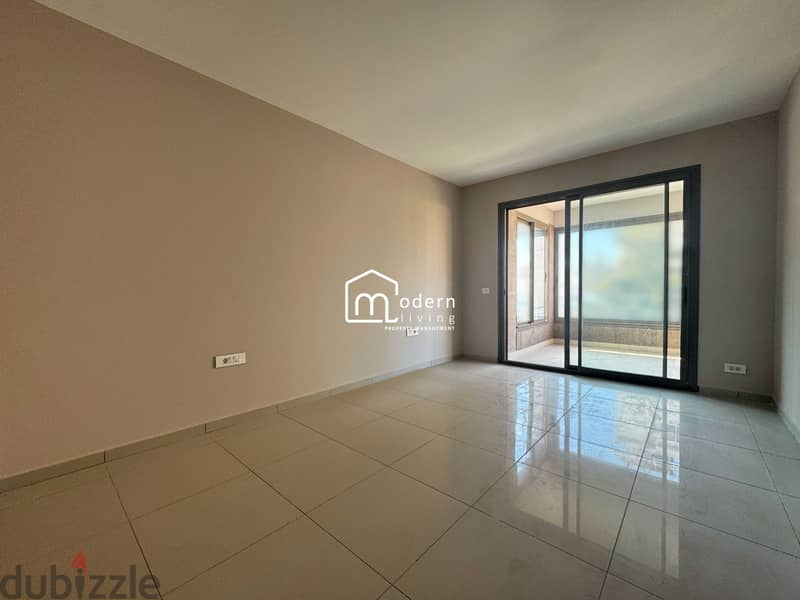 250 Sqm + 50 Sqm Garden - Apartment for Sale in Mtayleb 14