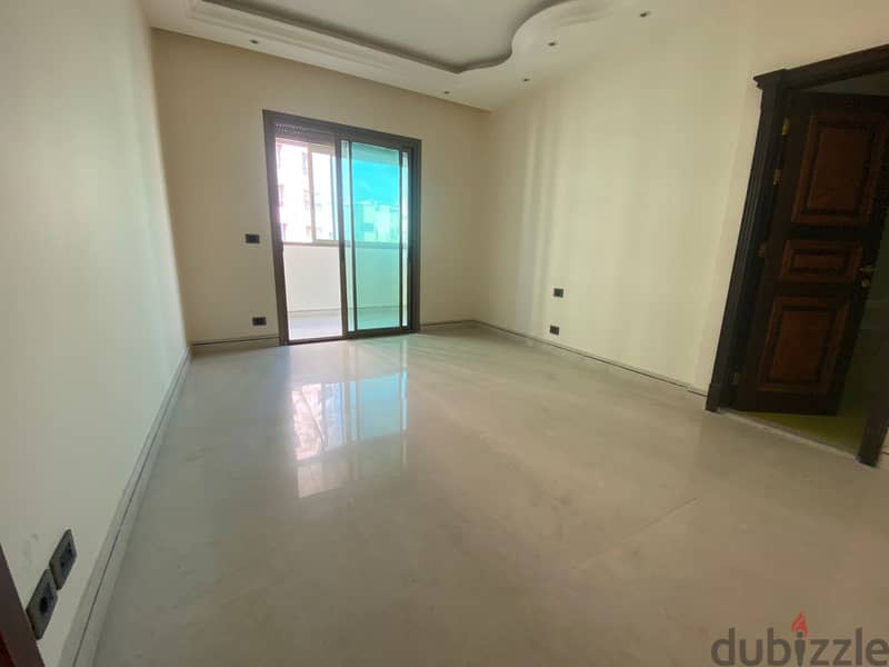 Apartment For Rent In Rawche شقة للإيجار في الروشة 5