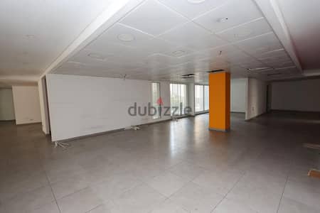 Office 250sqm open space for rent near AUBMC مكتب مساحته 250 متر مربع