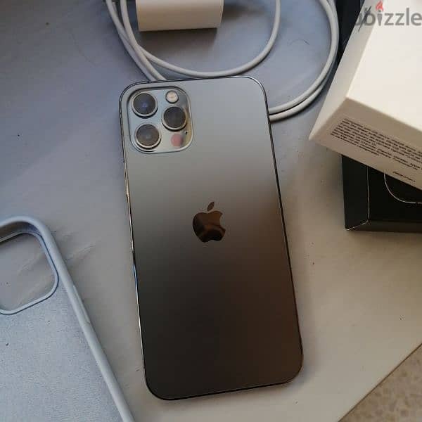 Iphone 12 Pro 256 with accessories 2