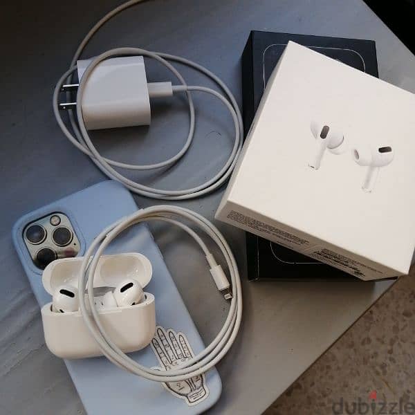 Iphone 12 Pro 256 with accessories 4