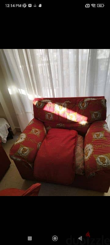 ٣ قطع بحالة جيدة + sofa bed للمذيد 03415095 1