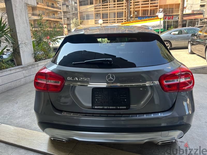 Mercedes-Benz GLA-Class 2016 4