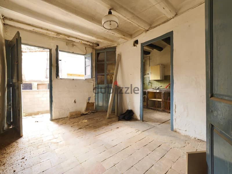 Barcelona building 4 floor need renovation Ideal for Investors PR00261 13