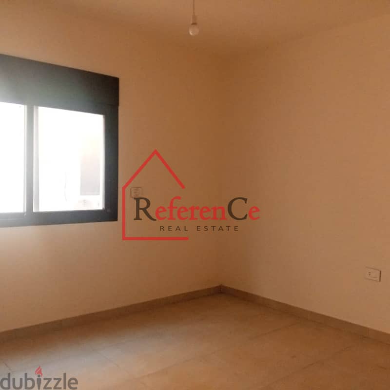 Apartment for sale in Louaizeh شقة للبيع في اللويزة 4