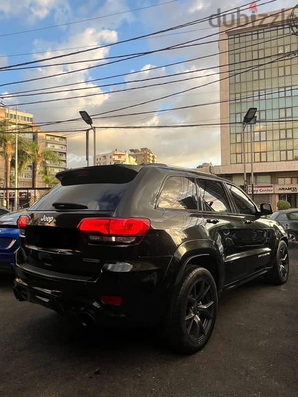 Jeep Grand Cherokee 2014 V8 5.7L look SRT8 6