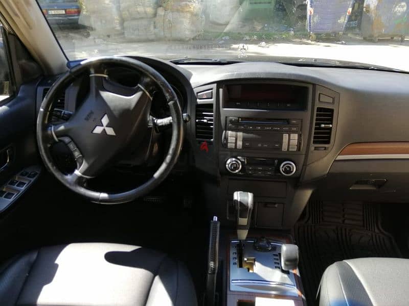 Mitsubishi Pajero 2008 / 3.0 2