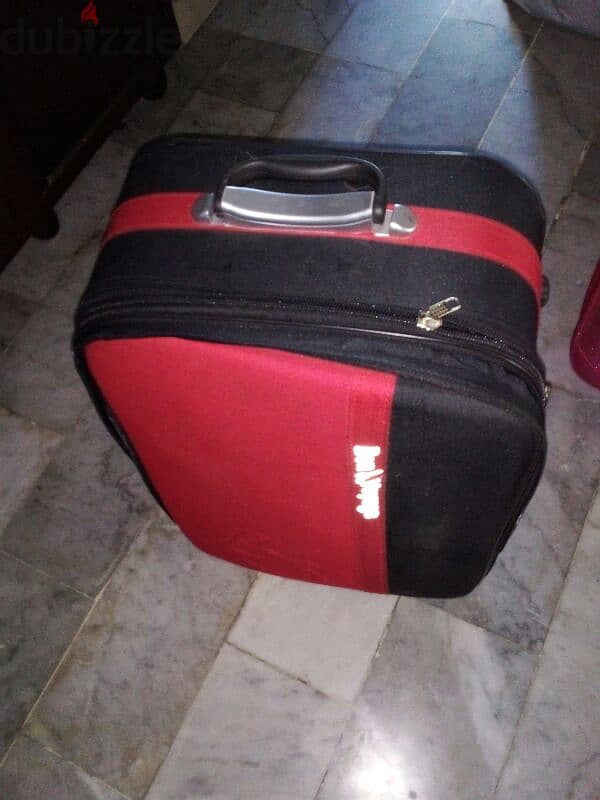 suitcases شنط سفر 8