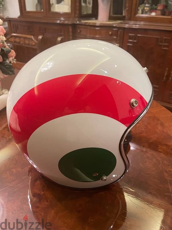 helmet 5