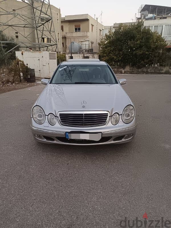 Mercedes-Benz E-Class 2003 1