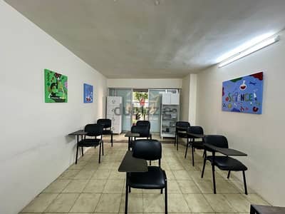 Beautiful showroom/office/clinic for Sale prime location