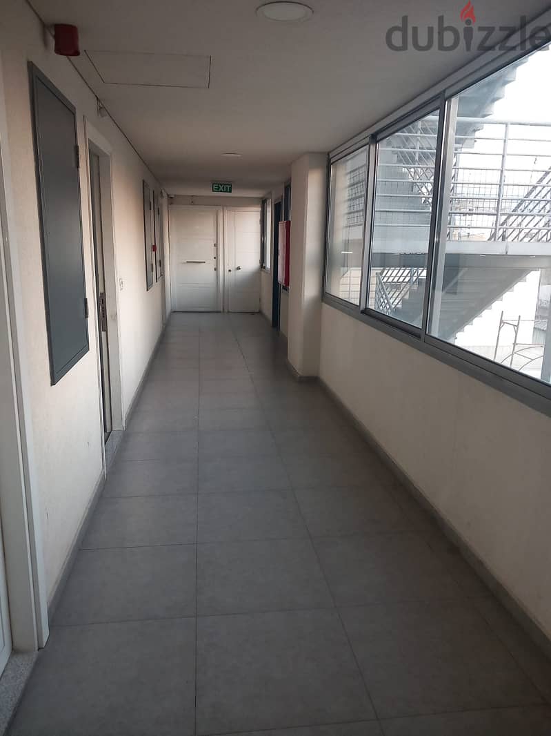 Office For Rent Burj Hammoud - للايجار مكتب برج حمود- 4