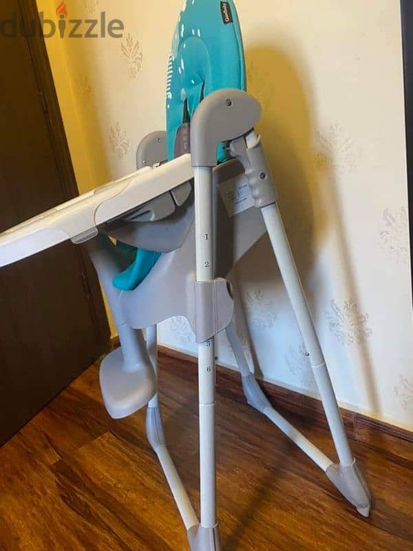 highchair excellent condition 50$ 1