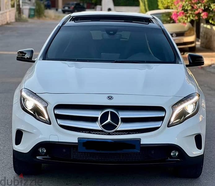 Mercedes-Benz GLA-Class 2016 1