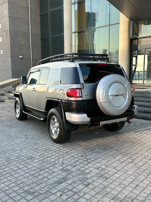 Toyota FJ Cruiser 2010 4