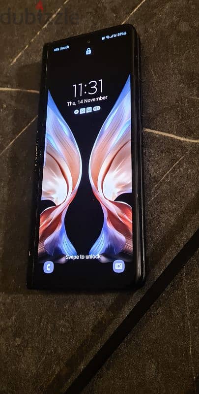 Samsung Galaxy Fold 3 With Box 2