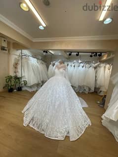 stunning wedding dress with a stunning matching  long veil 0