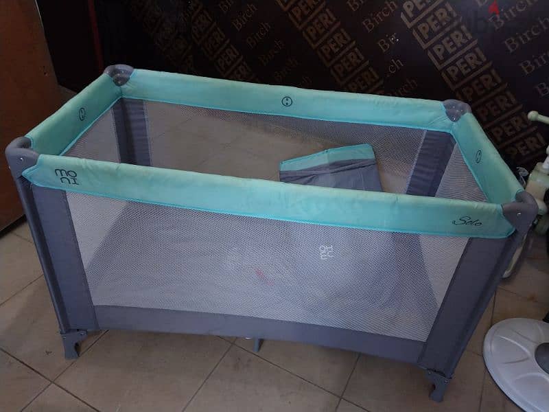 bed crib like new 1