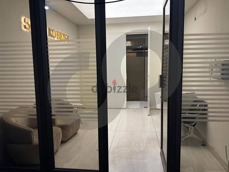 Prime location, spacious, beirut, mazraa/كورنيش المزرعة REF#RH114611 4