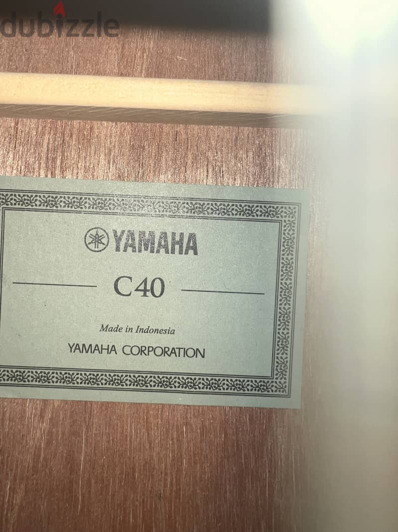 Yamaha c 40 1