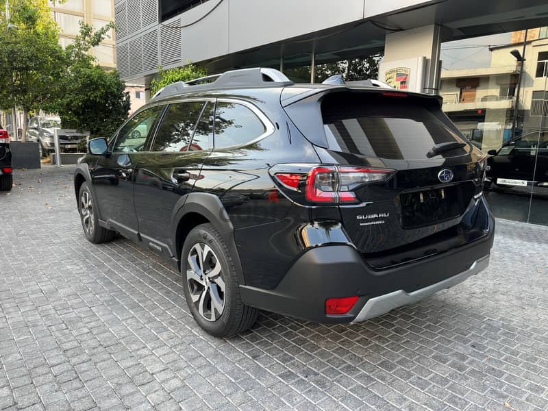 Subaru Outback AWD MY2022 2