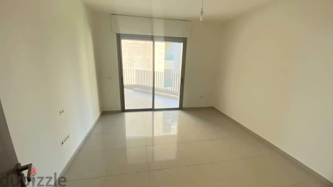 Apartment for sale in Mtayleb/ Garden 7