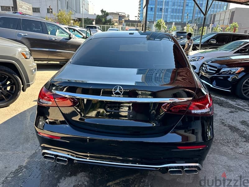 Mercedes-Benz E-Class 2017 Looks AMG 4 matic 3