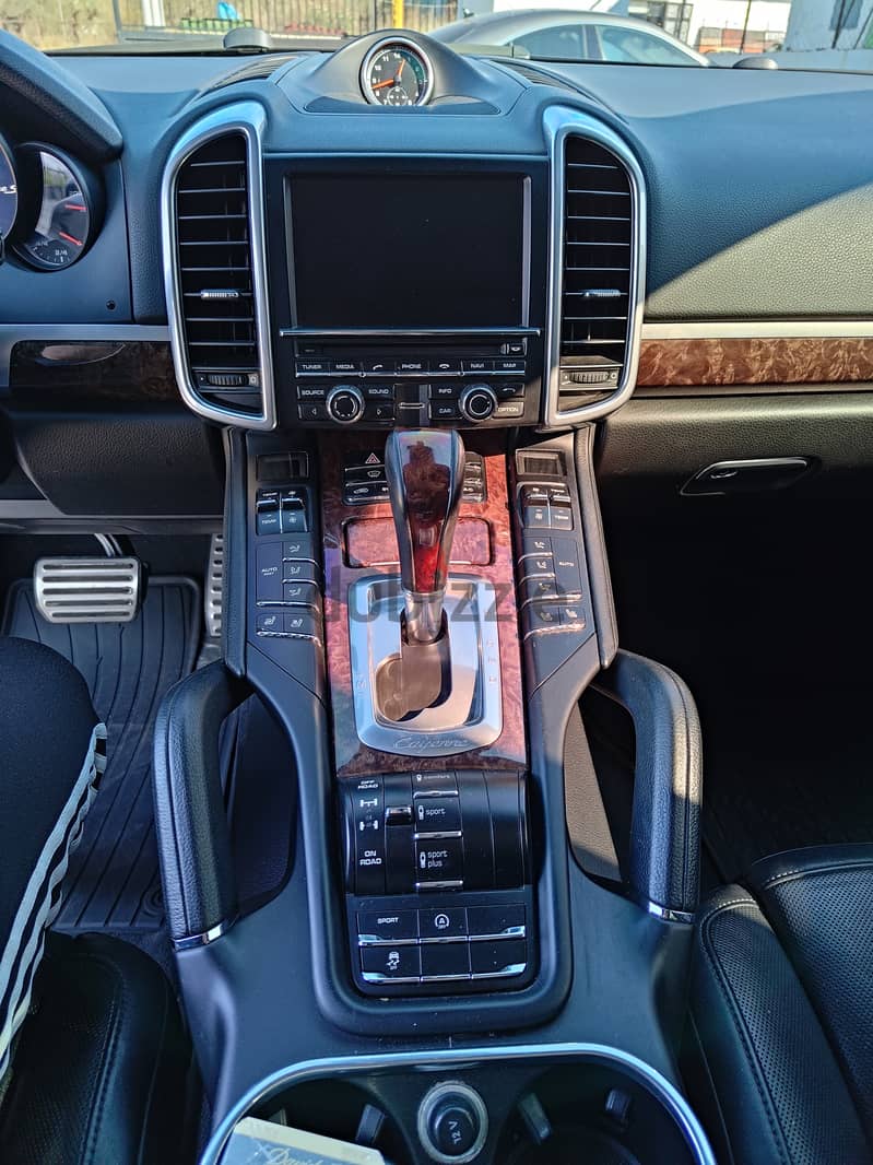 2015 Porsche Cayenne S 6