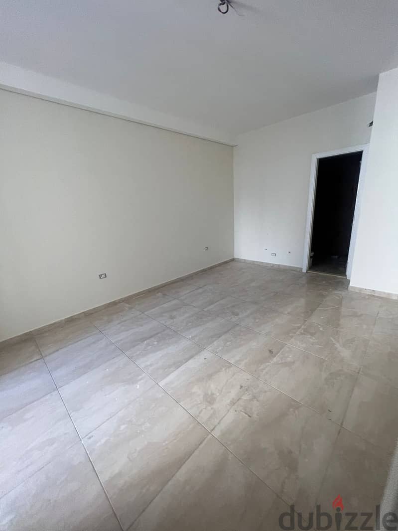 SPACIOUS DUPLEX IN ACHRAFIEH WITH TERRACE (200SQ) 3 BEDS , (ACR-756) 4