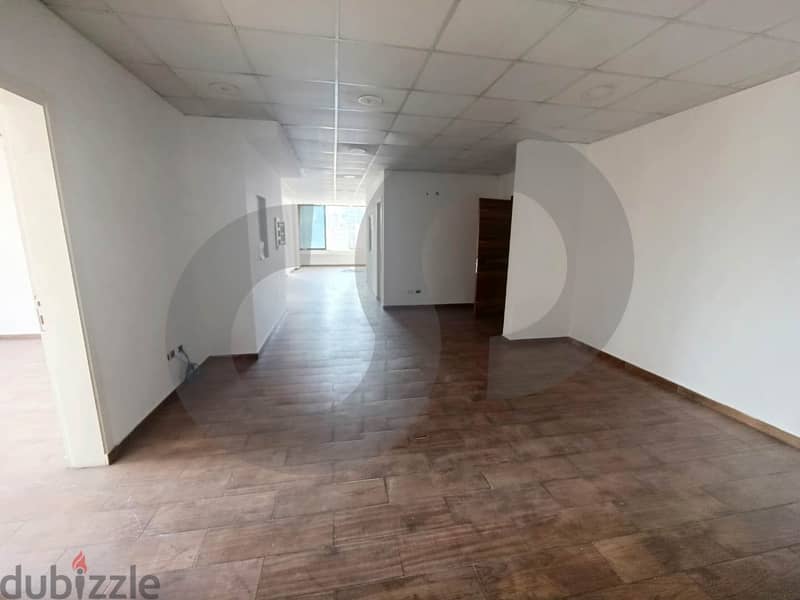 Office for rent in Sin El Fil REF#CG114149 3