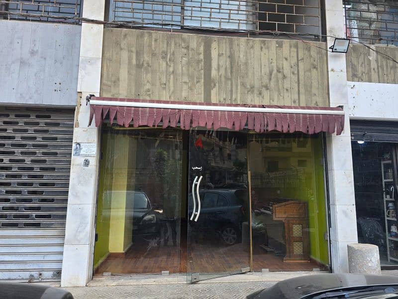 Shop for sale in jdeideh محل للبيع في جديدة 4