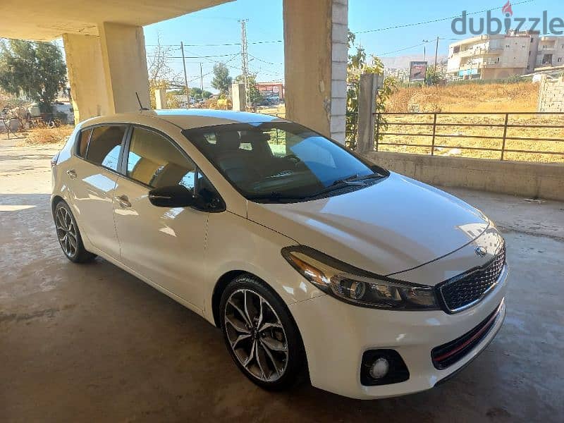 Kia Forte 2018 3