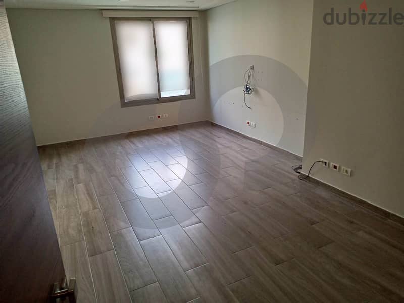 office-ready to move - Dbayeh, Metn/ضبيه, متن REF#LH114655 4