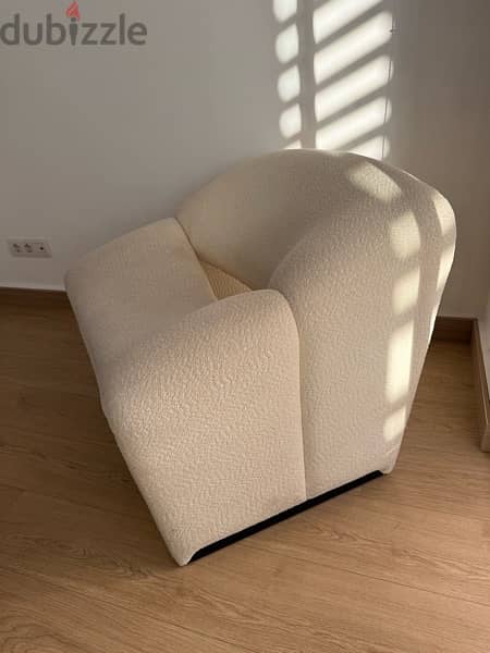 Armchair 2